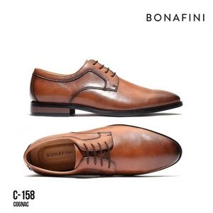 Men’s brown dress shoes